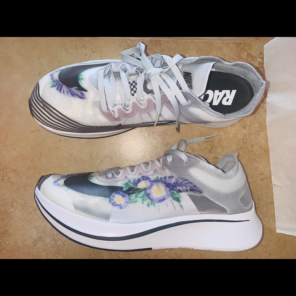 BRAND NEW Nike Zoom Fly SP Graphic RS Running Shoe